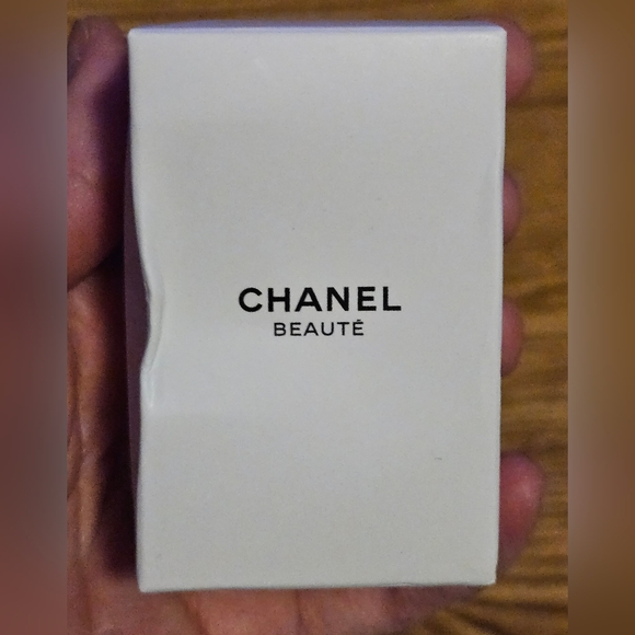 Perfume No. 5 Snow Globe Ornament No. 5 Perfume Holiday Christmas GWP - Picture 5 of 6